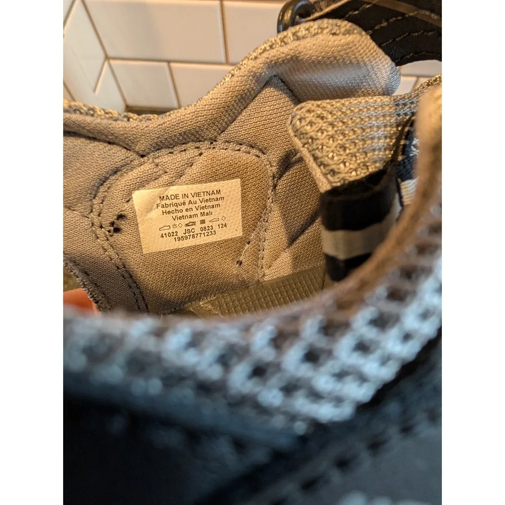 Columbia Kids Techsun Vent‎ Water Sandals Black Grey BY2082-012 Size 3 Kids